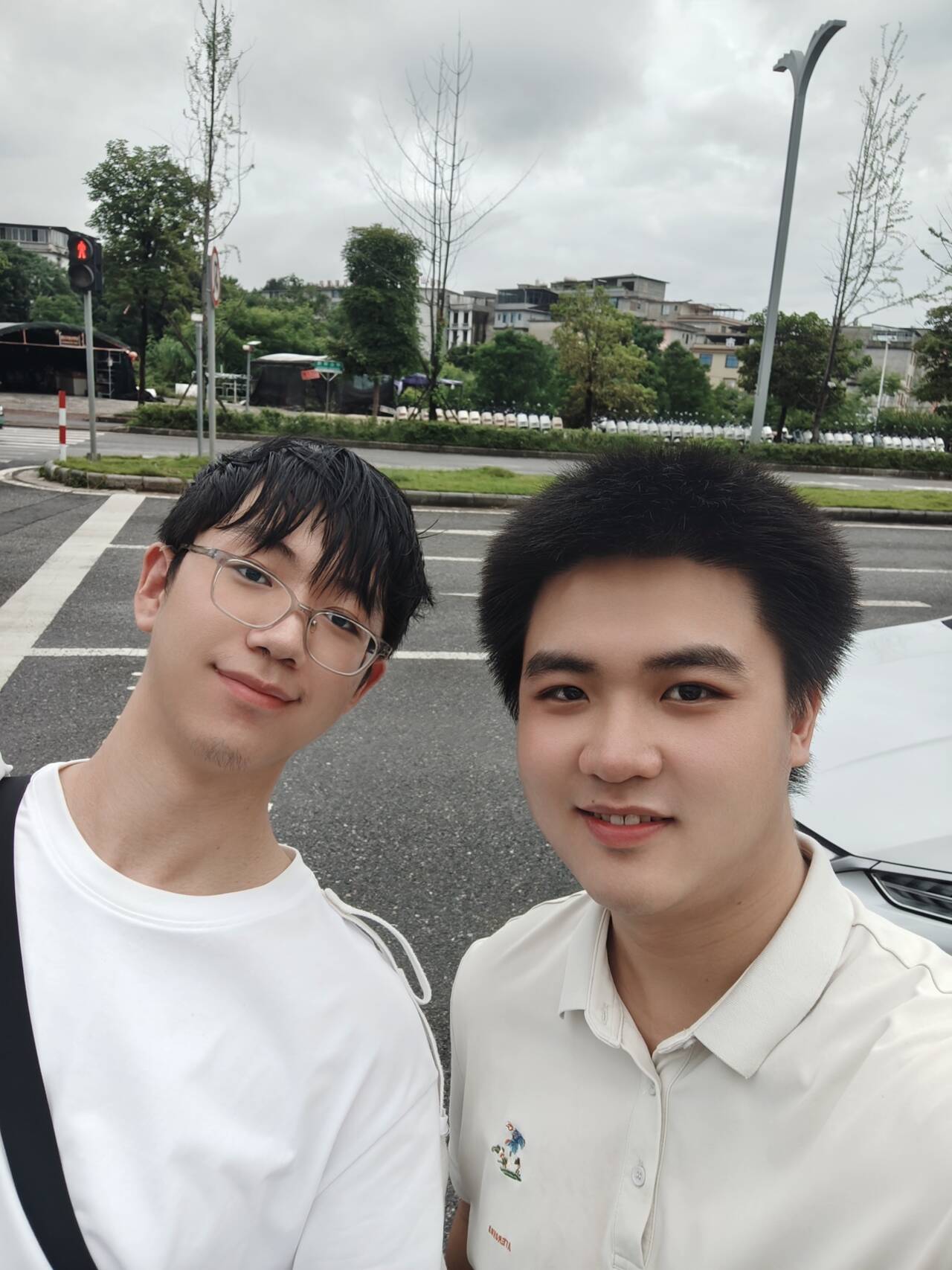 和张洪立的合照