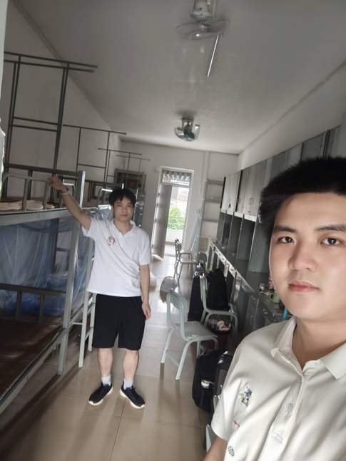 跟宿舍最后的合照